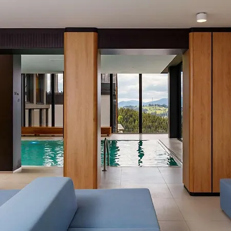 шпиці & ホテル *