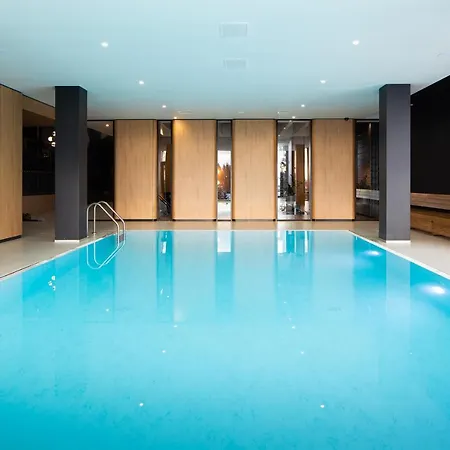 шпиці & ホテル バコヴェル