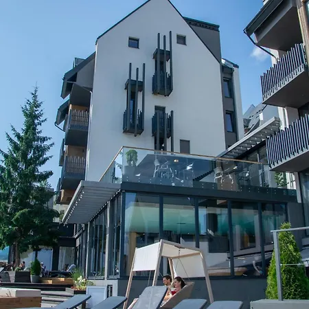 шпиці & ホテル